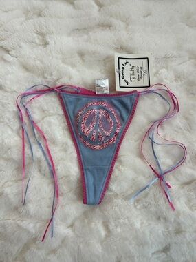 NWT Side Tie Peace Sign Thong Panty S